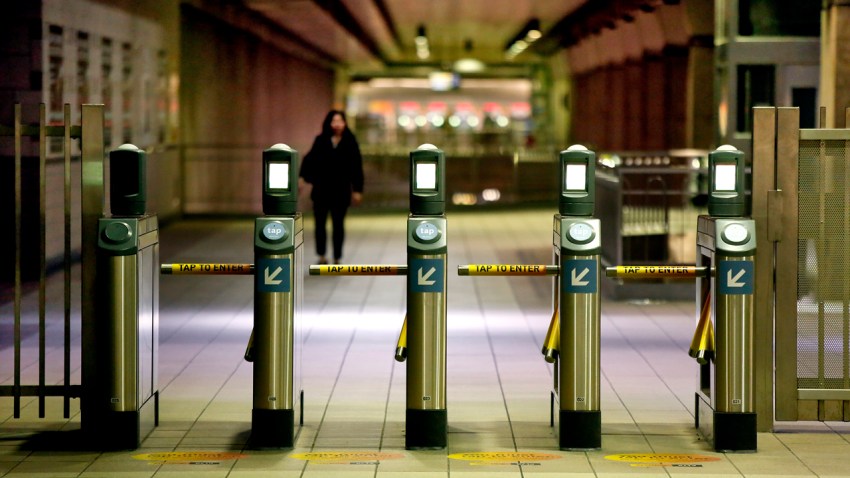 1451306_ME_0619_Metro_Gates_004.IK