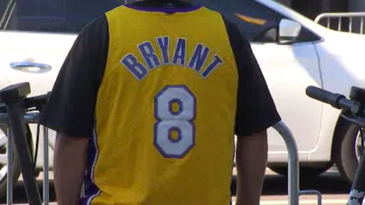 ‘I Cried A Lot’: Fans React to Heartbreaking Kobe Bryant Memorial – NBC ...