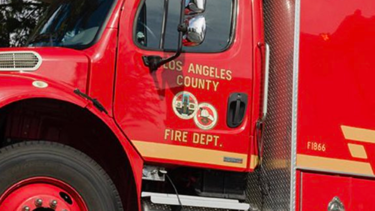 Forward progress stopped for Antelope Valley fire that forced evacuation warnings
