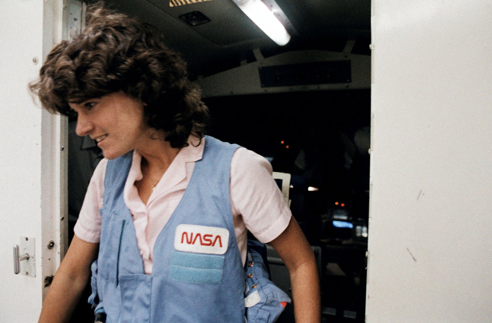 PHOTOS: 35 Years Ago, Astronaut Sally Ride Became the First American ...