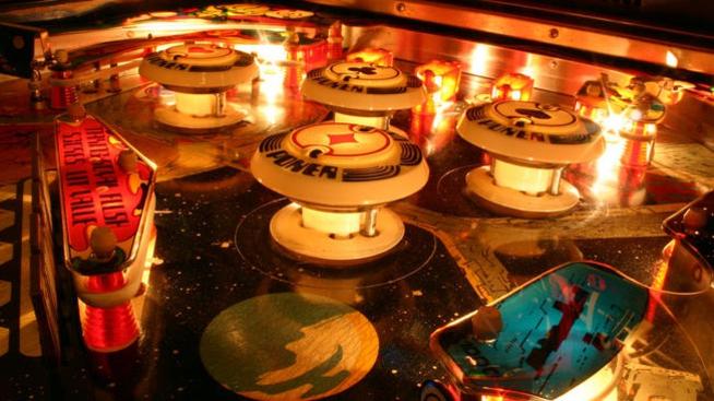 pinball-shutterstock_109650023232122