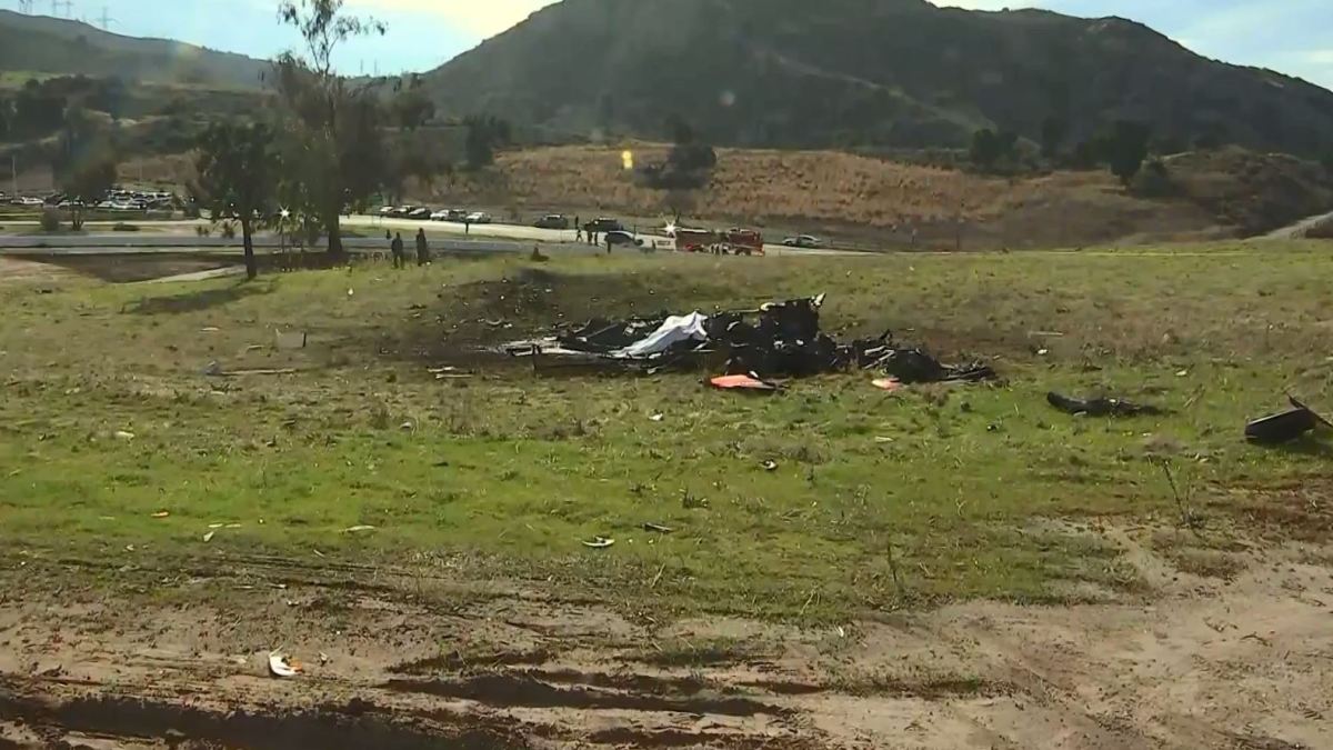Plane Crashes in Santa Clarita, Pilot Killed – NBC Los Angeles