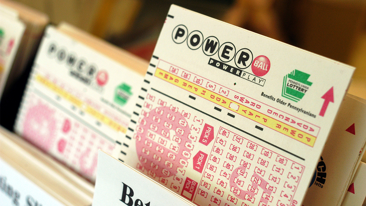 1 Winning Powerball Ticket Sold In California Worth 447m Nbc Los Angeles