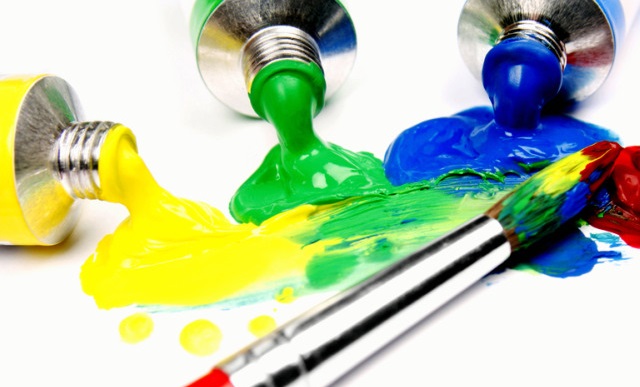 prettypaintsshutterstock932