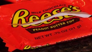 Pb Wrapper Grandson of the inventor of Reese’s PB Cups accuses Hershey of cutting ...