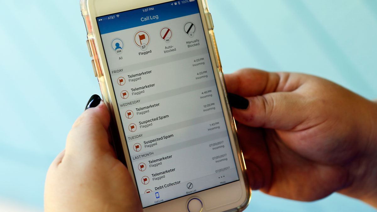 Trump Signs Law to Reduce Robocalls, Though They Won’t End 1