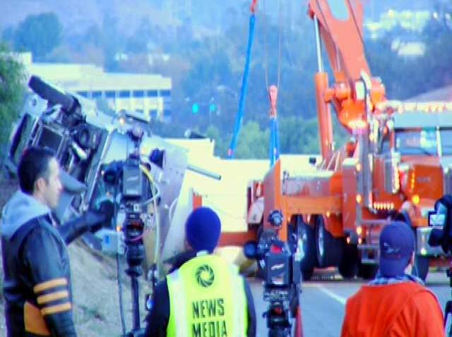 tanker_5_freeway_crash
