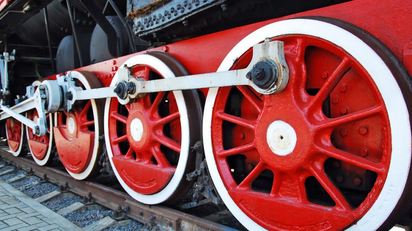 train-shutterstock_61280146
