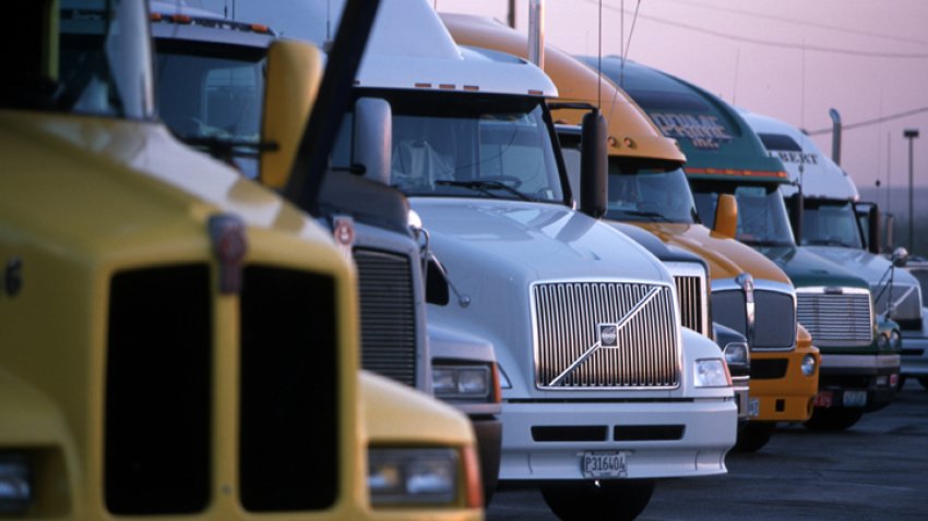 372253truck2_20010702_05098.jpg