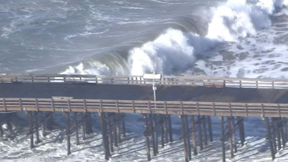 High Surf Advisory in Effect; Ventura Pier Closed Due to Damage by