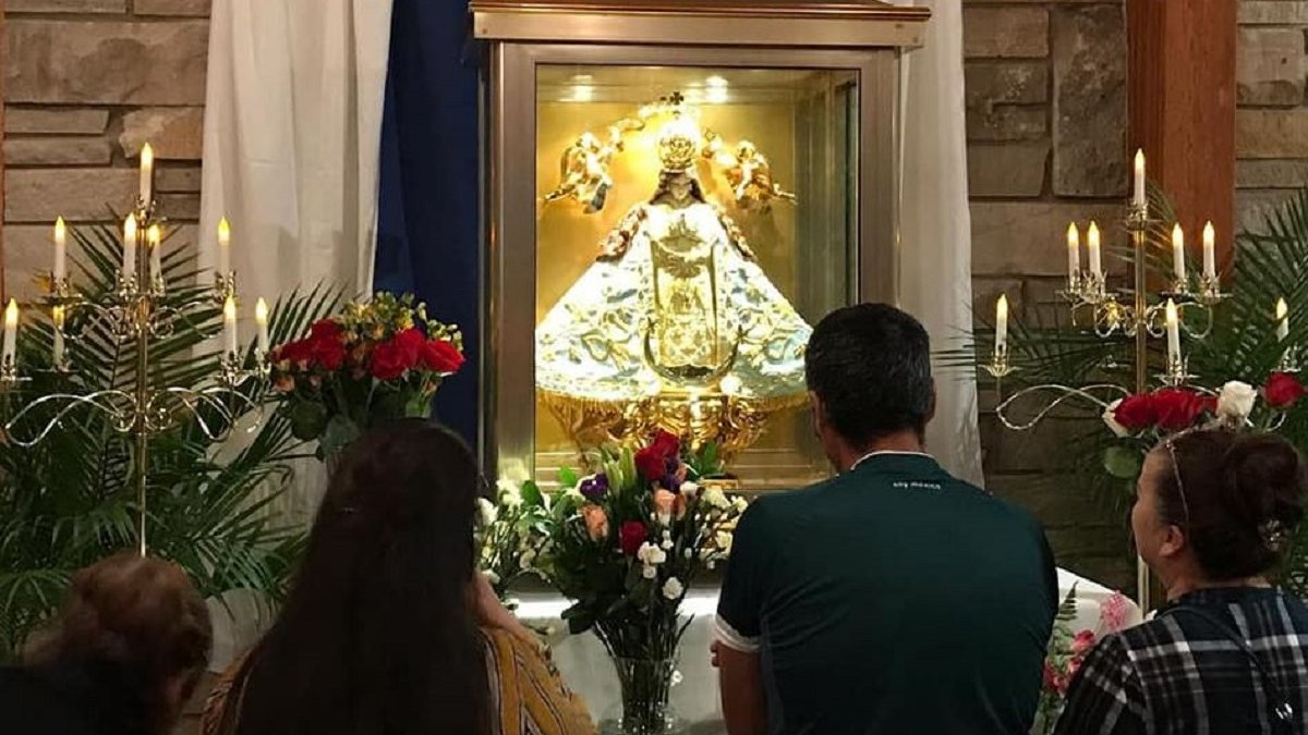 Replica image of second-most visited Virgin Mary visits SoCal – NBC Los Angeles