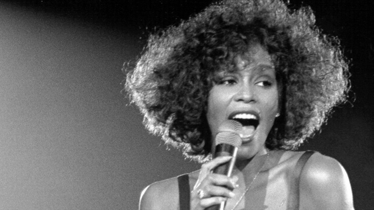 Whitney Houston items to be auctioned in August – NBC Los Angeles