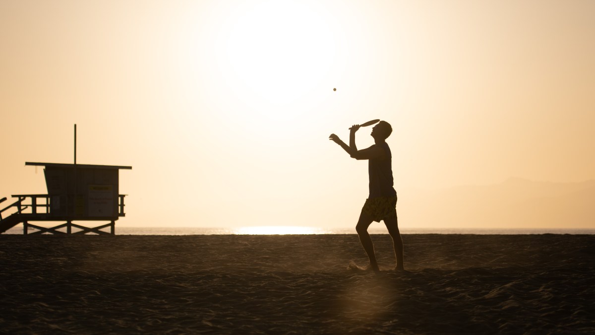 Sweltering Heat Will Be Here All Weekend With Temperatures Topping 100