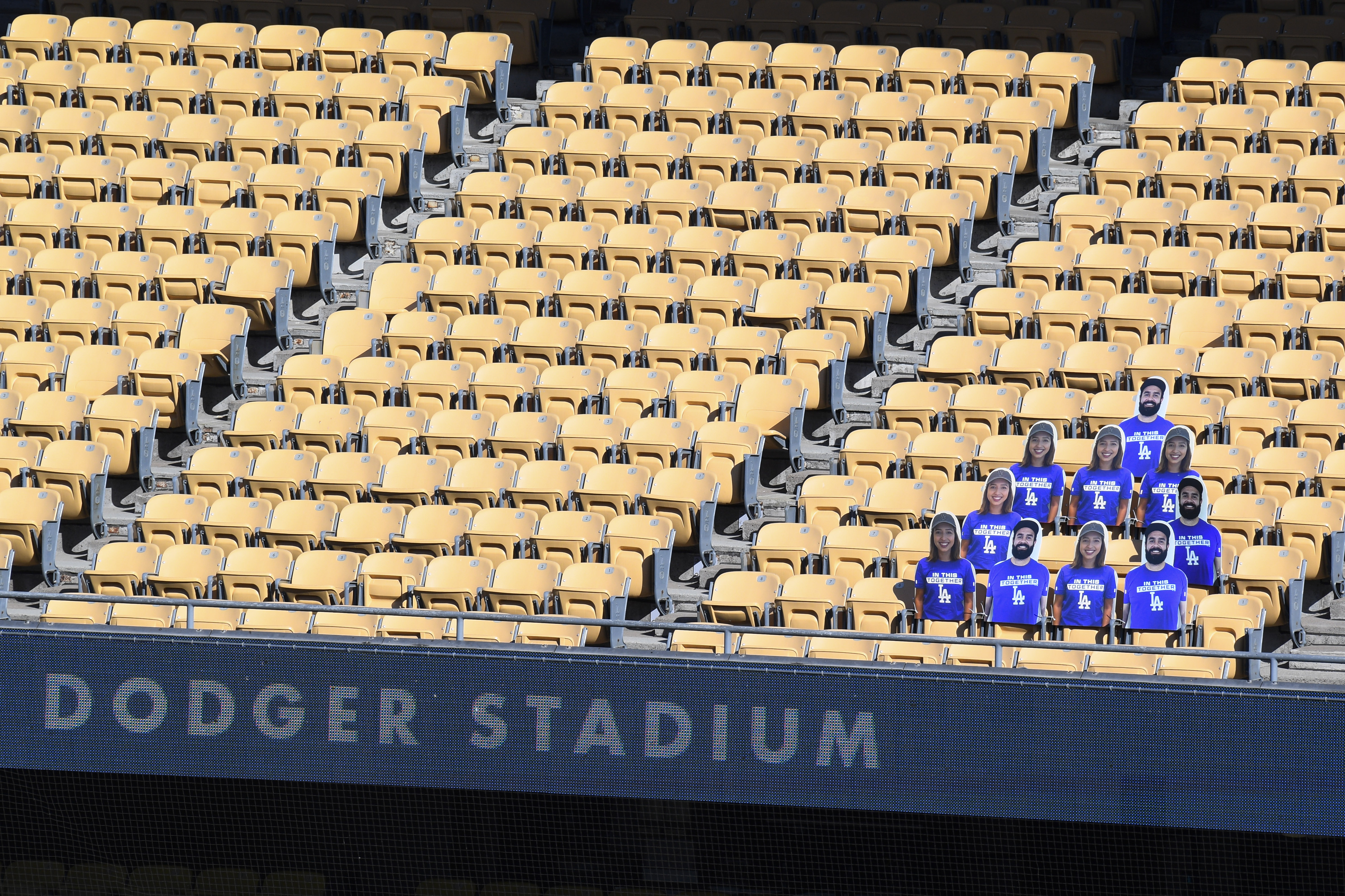 Photos: Pinch-Sitters Take Their Seats at Dodger Stadium – NBC Los