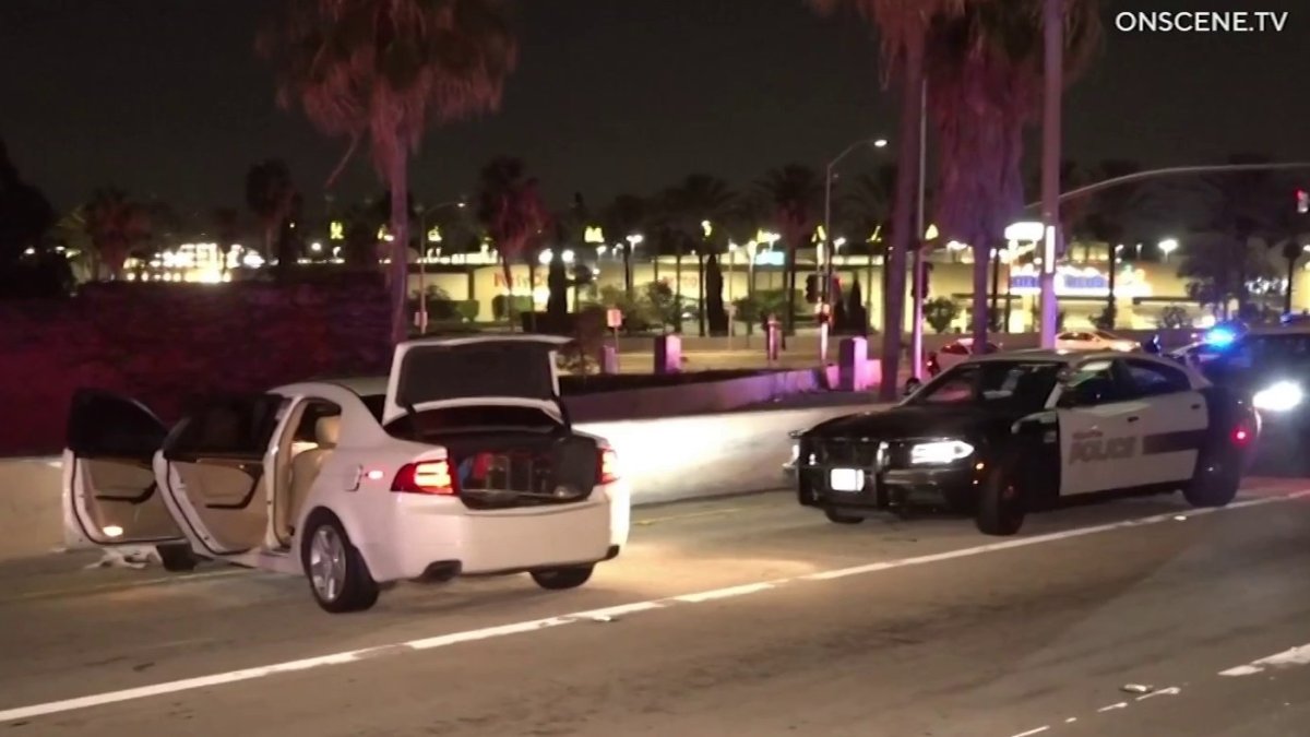 After Anaheim Crash Pursuit Driver Jumps To Death Off 5 Freeway Overpass Nbc Los Angeles 1490