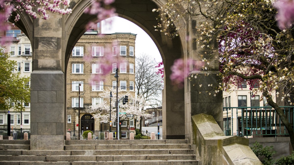 As Thanksgiving Break Nears, Colleges Are Faced With ...