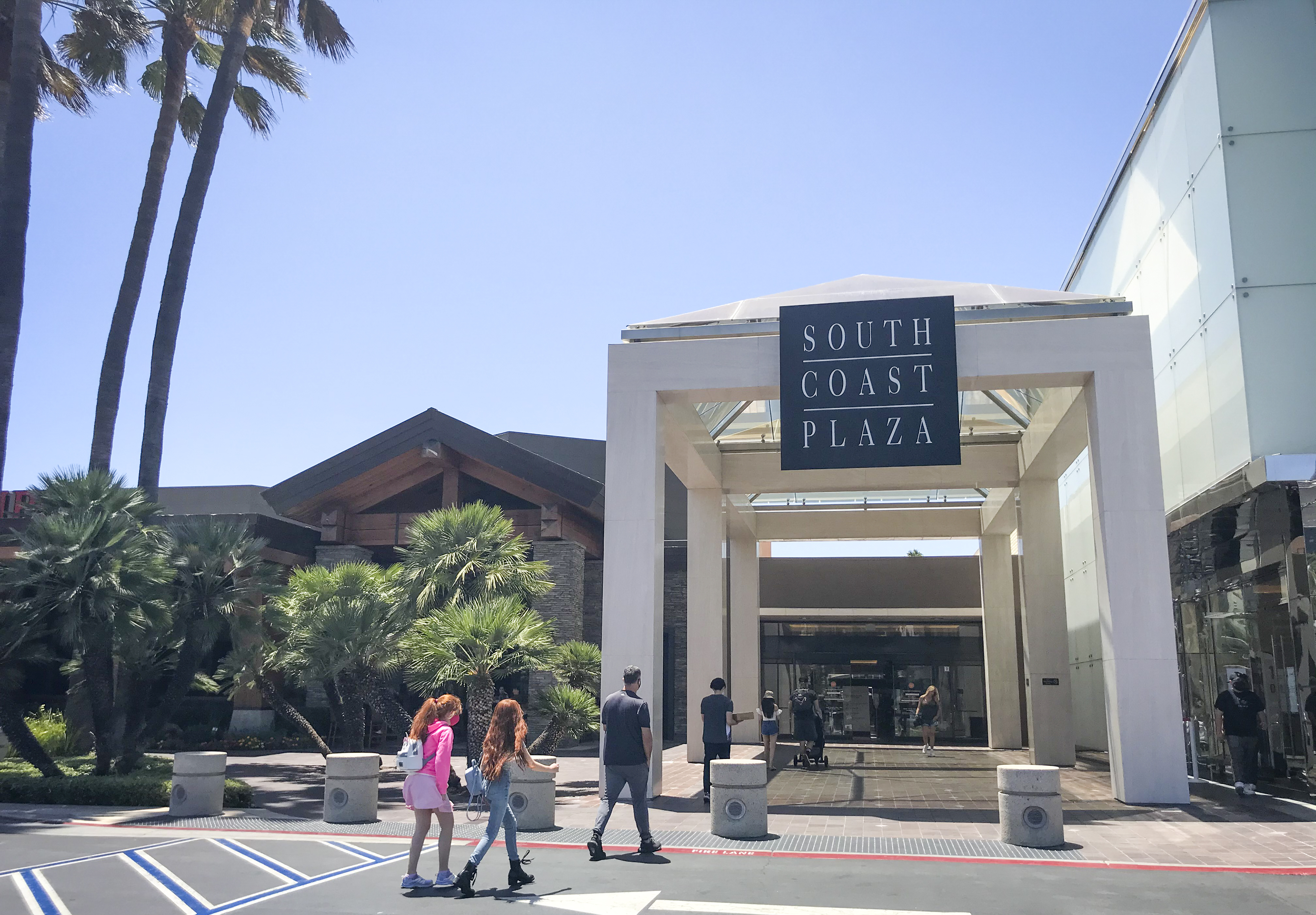 South Coast Plaza reopens for indoor shoppers as California