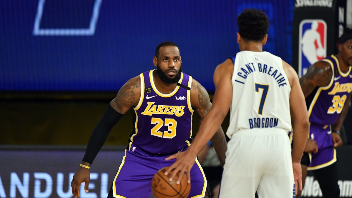 Lakers surge late to get past Warriors