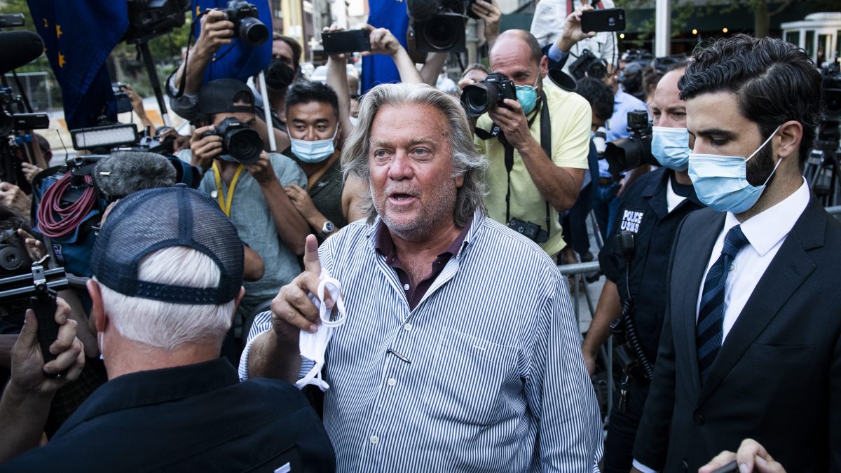 May 24 Trial Set for Steve Bannon in Fundraising Fraud Scam 1
