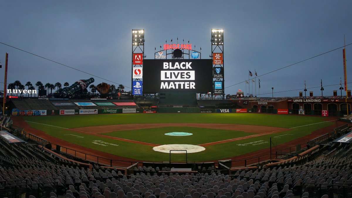 The scoreboard announces the game between the Seattle Mariners and News  Photo - Getty Images