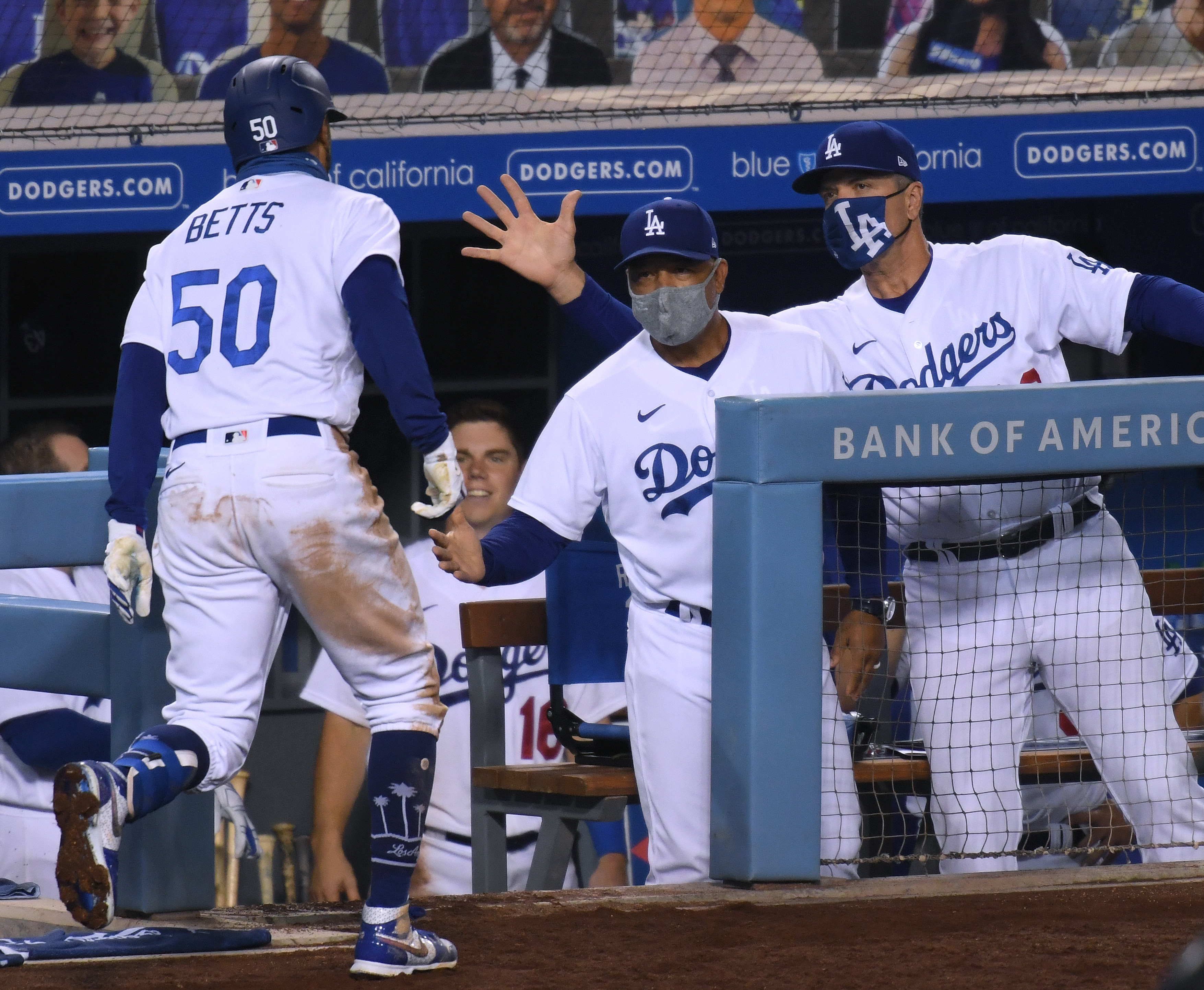 Will Smith hits walk-off homer vs. Giants