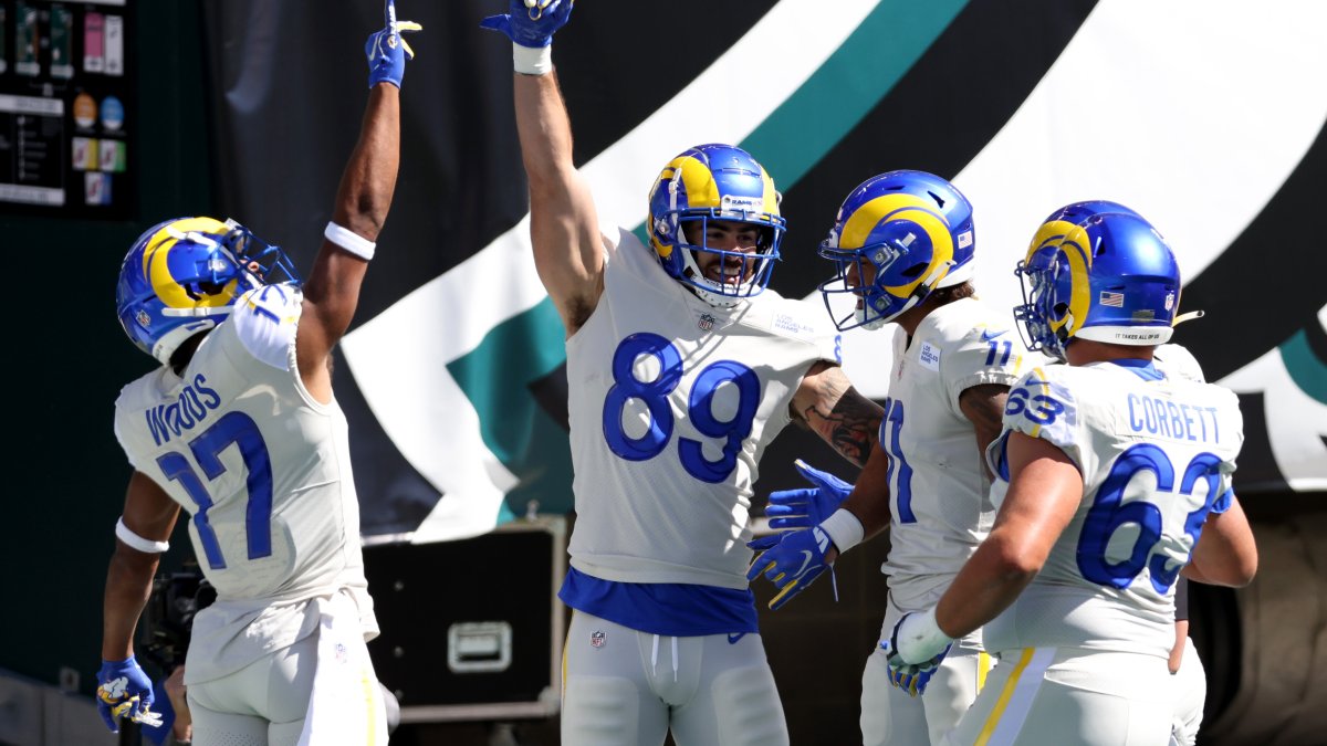 Tyler Higbee of the Los Angeles Rams celebrates a touchdown during