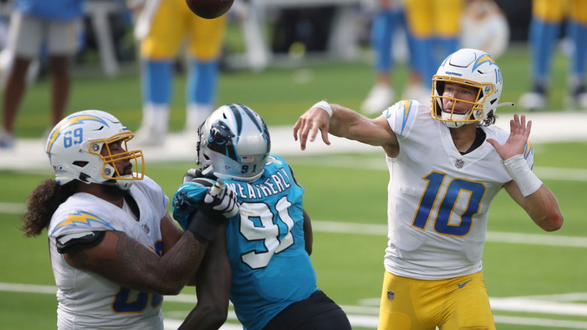 Justin Herbert, Los Angeles Chargers lose to the Carolina Panthers