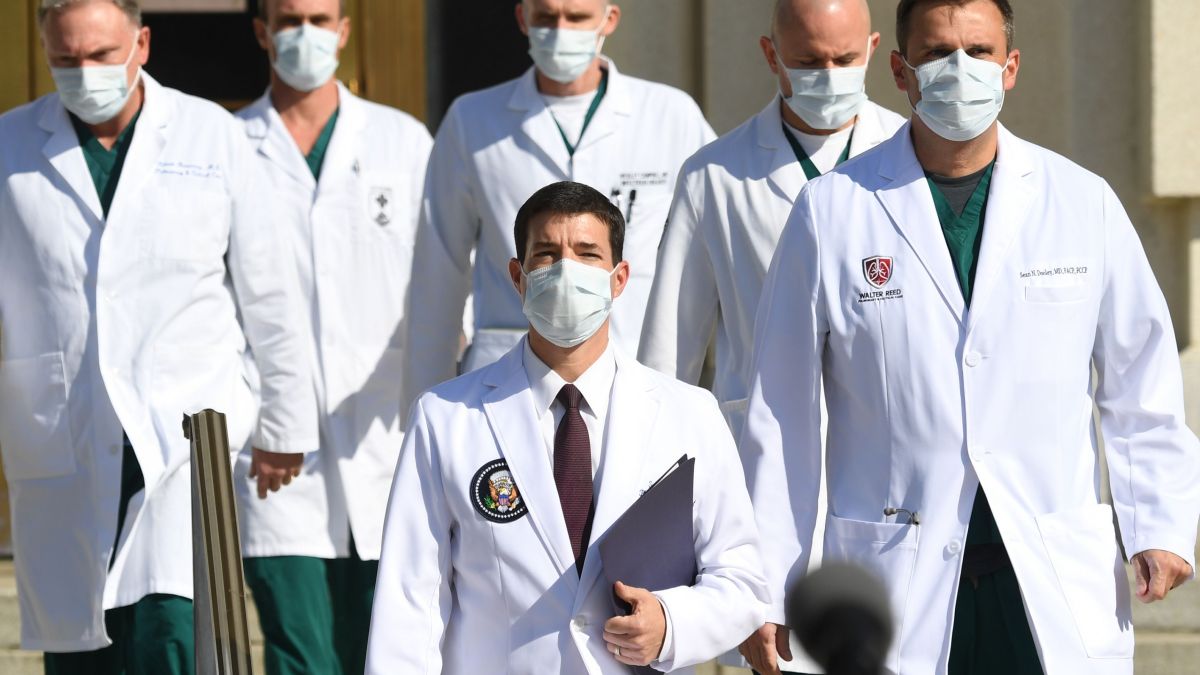Doctors Worry Trump Could Be ‘Overtreated' for Coronavirus Because He's a VIP 1