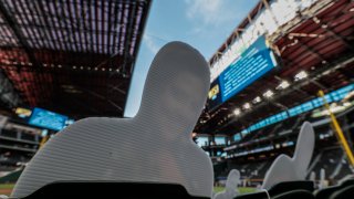 Dodgers and Braves in game two of the NLCS at Globe Life Field