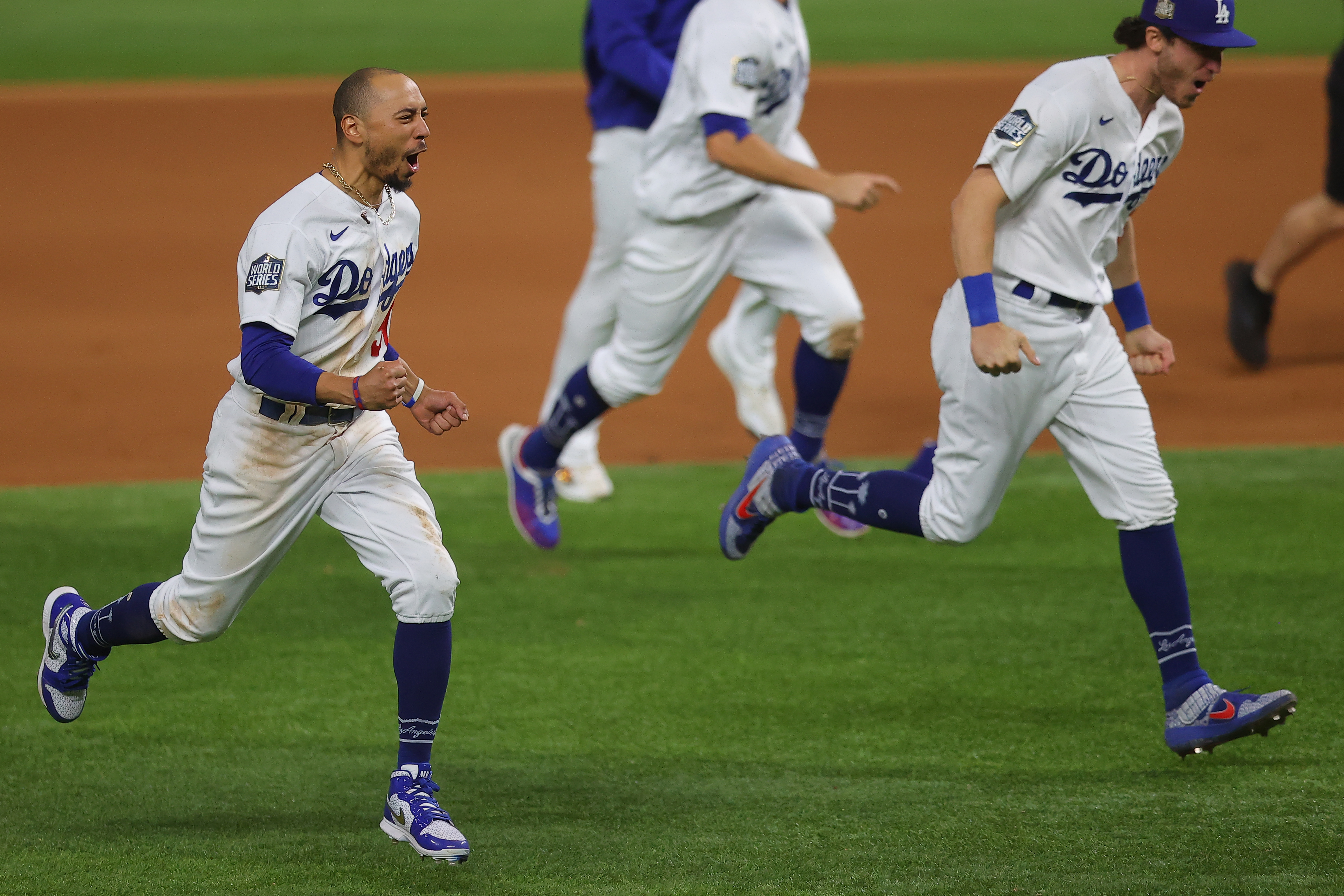 Photos: Dodgers Celebrate Their First World Series Title In 32 Years ...