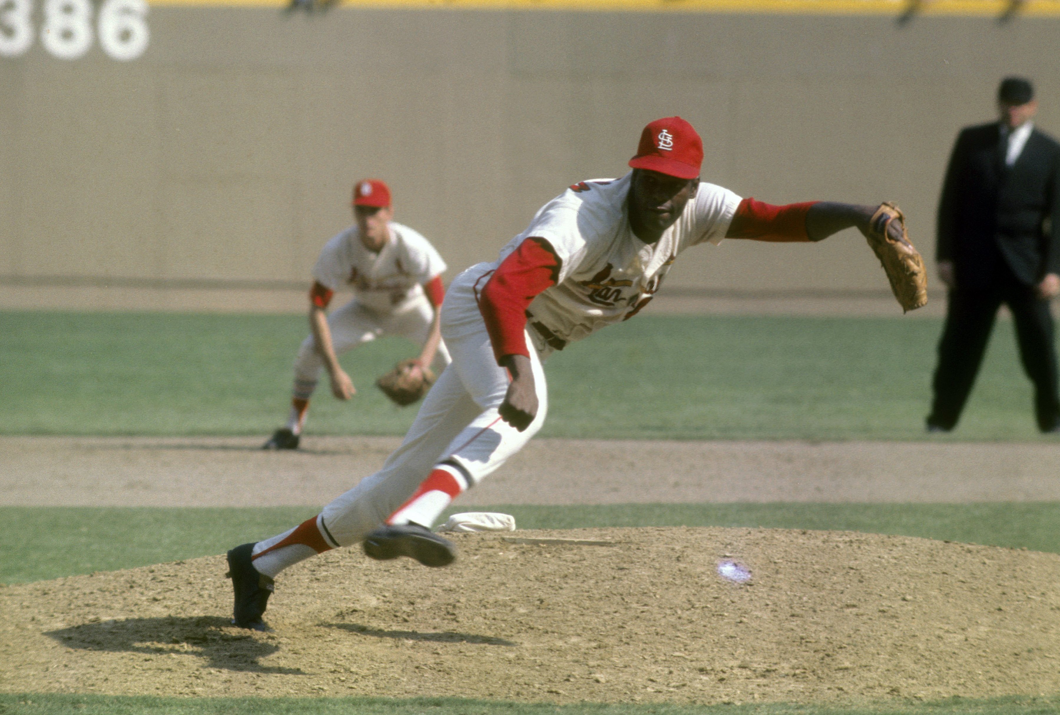 Photo: St. Louis Cardinals Wear Number 20 To Honor Lou Brock