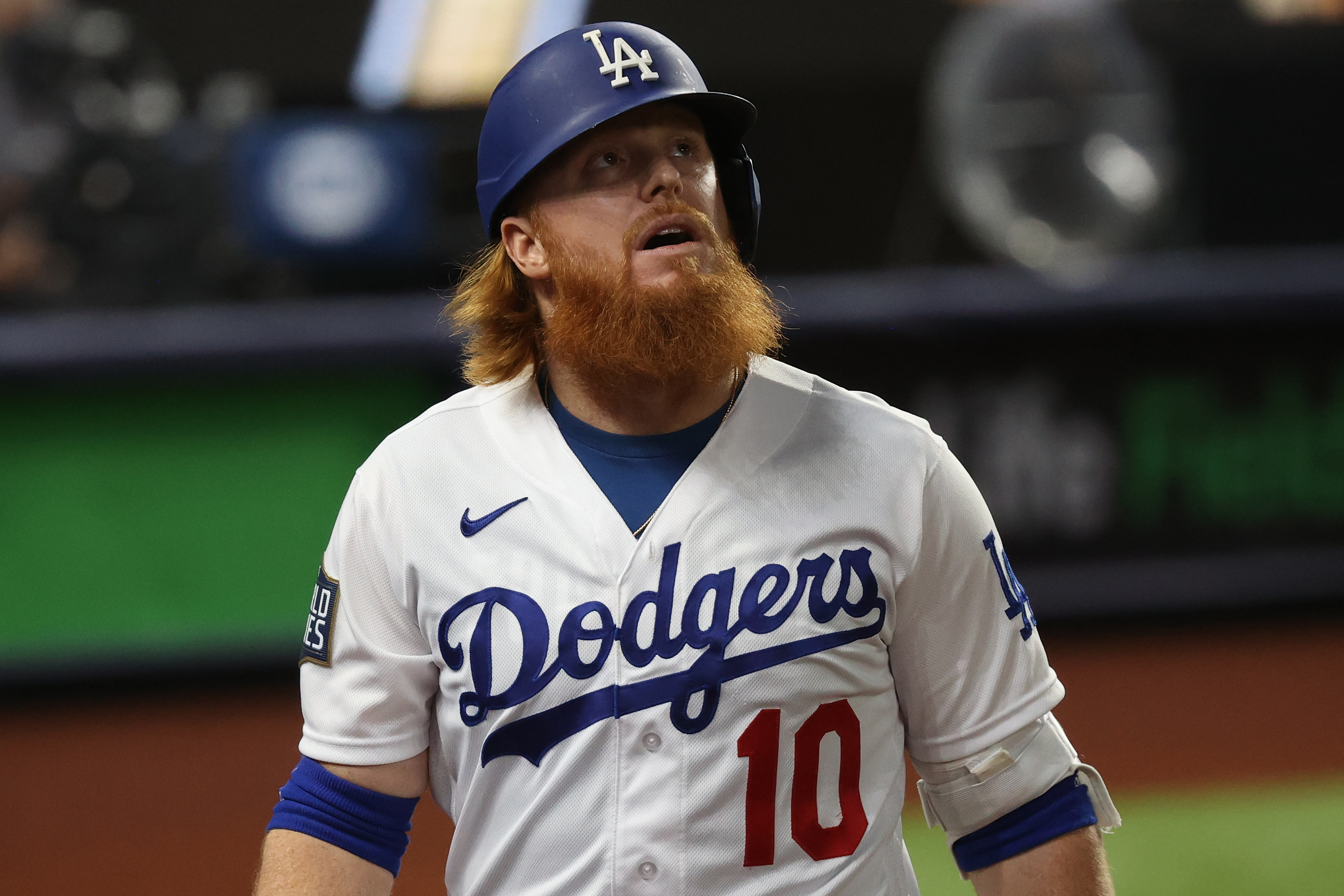 Justin Turner of Los Angeles Dodgers pulled from World Series