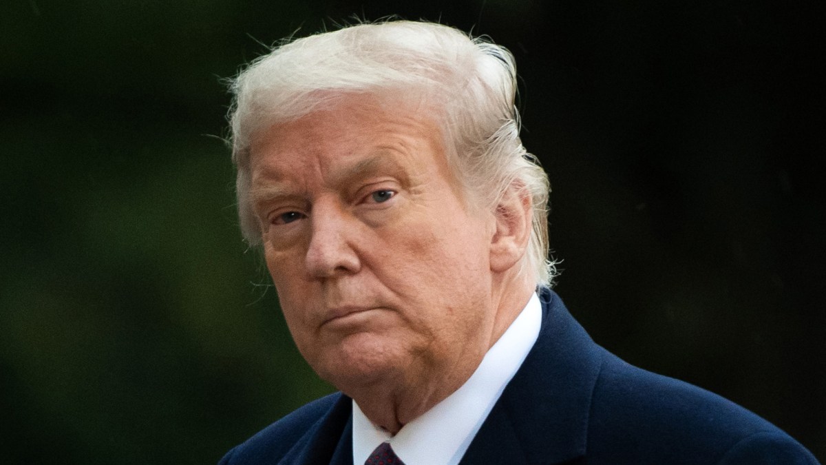 One Month Out, Battered Trump Campaign Faces Big Challenges 1