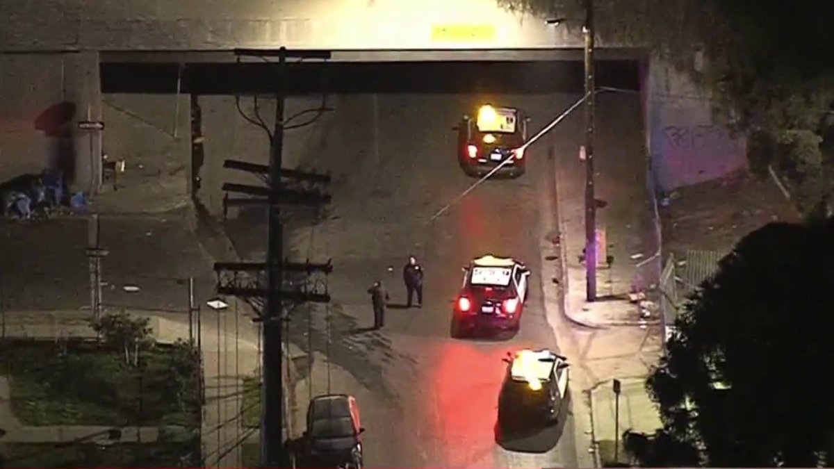 Police Lose Track of Car, Driver in High Speed Chase – NBC Los Angeles