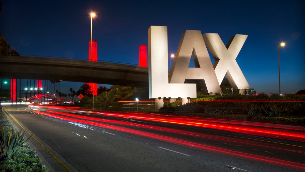 La worlds. Лос Анджелес LAX. Буквы аэропорта LAX. LAX 900x1600. LAX at Night.