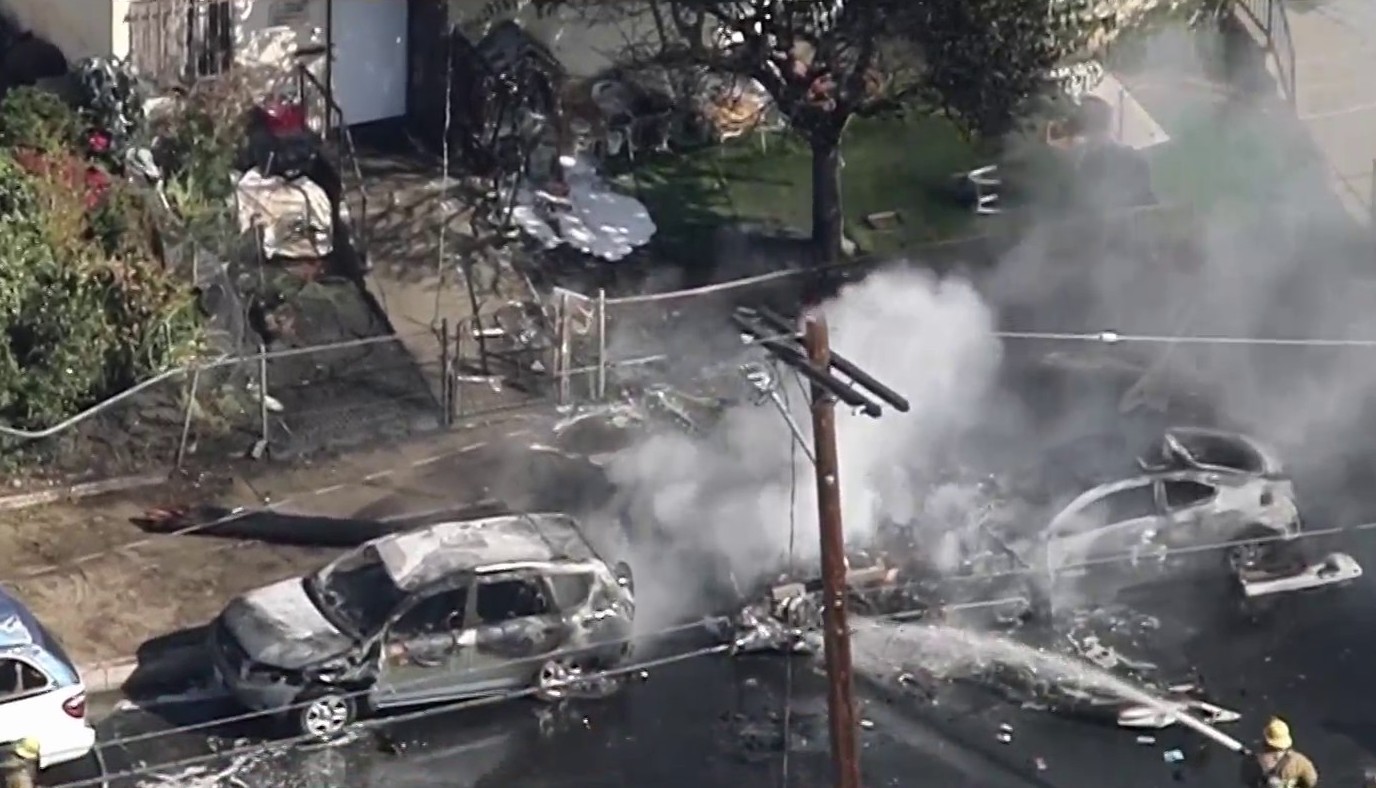 Pilot Killed In Civil Air Patrol Plane Crash And Fire In Pacoima ...