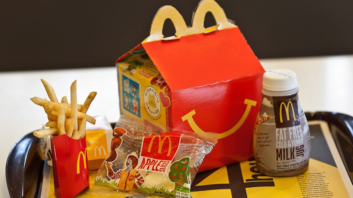 McDonald’s Begins Phasing Out Plastic Toys in Happy Meals – NBC Los Angeles McDonald’s Begins Phasing Out Plastic Toys in Happy Meals – NBC Los Angeles