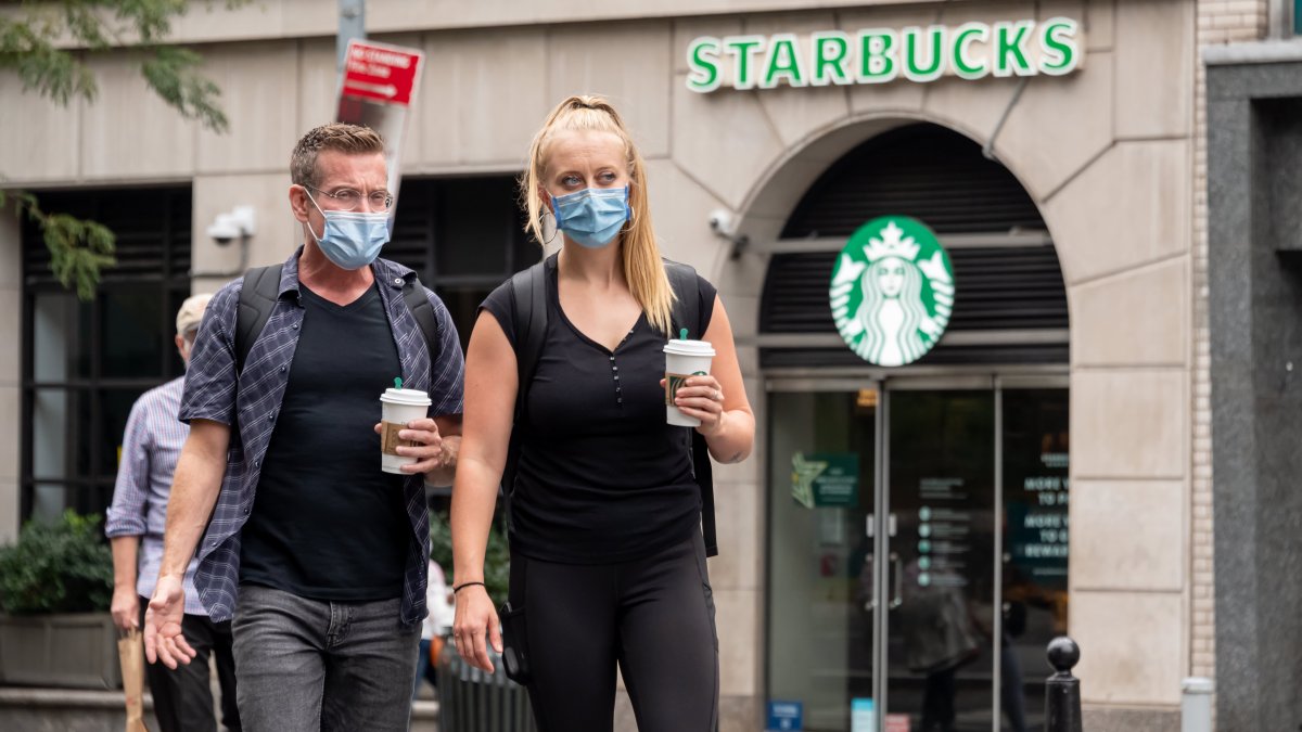 Starbucks Faces Union Test as Worker Votes Counted in Buffalo, NY – NBC Los Angeles - Vimarsana News