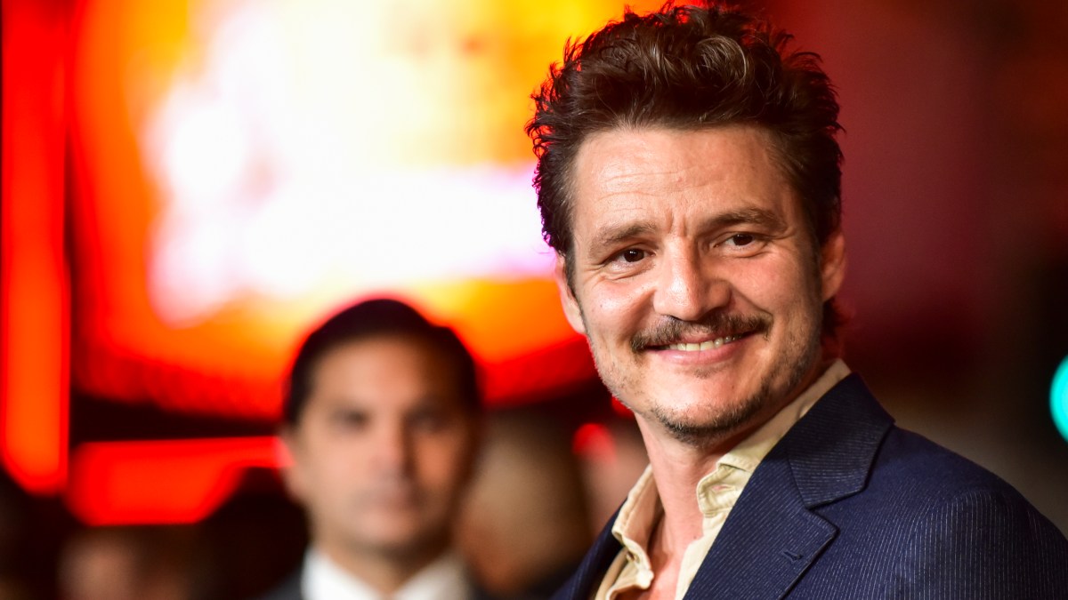 'Mandalorian' Star Pedro Pascal Celebrates Sister After She Comes Out as Transgender – NBC Los Angeles - Vimarsana News