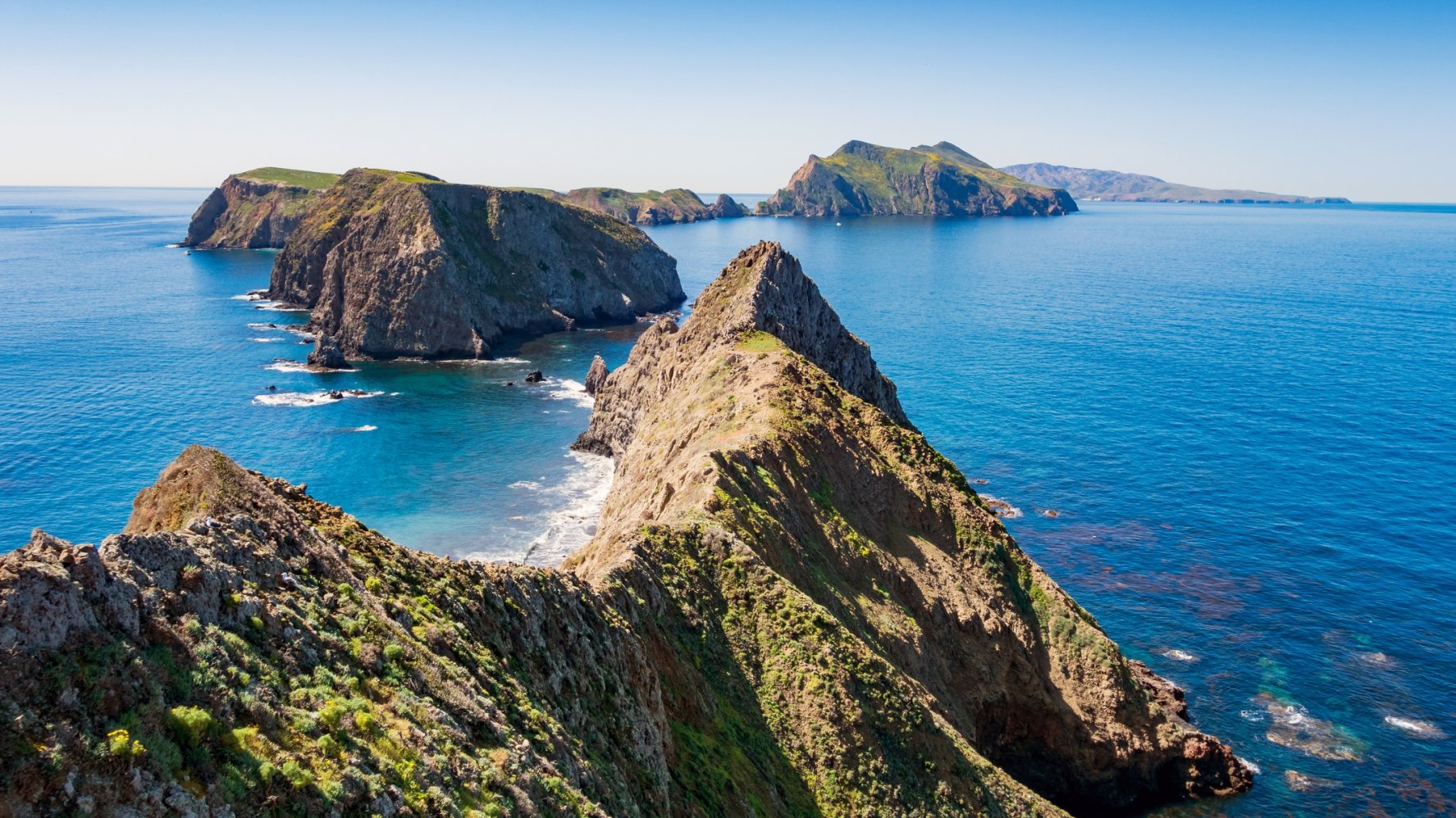 Moon Over the Mountains of Channel Islands National Park – NBC Los Angeles