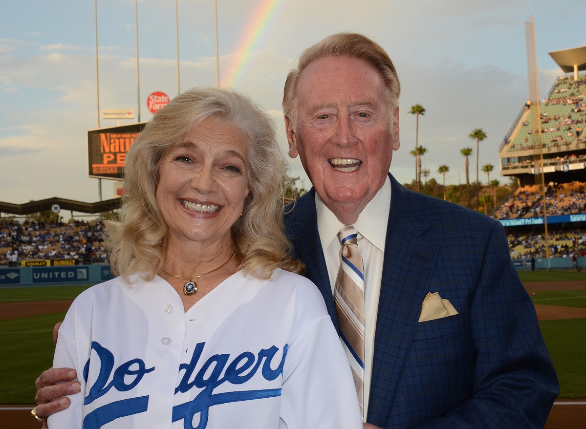 Vin Scully narrates Dodger Stadium renovation update