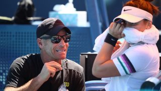 Coach, Sylvain Bruneau speaks with Bianca Andreescu