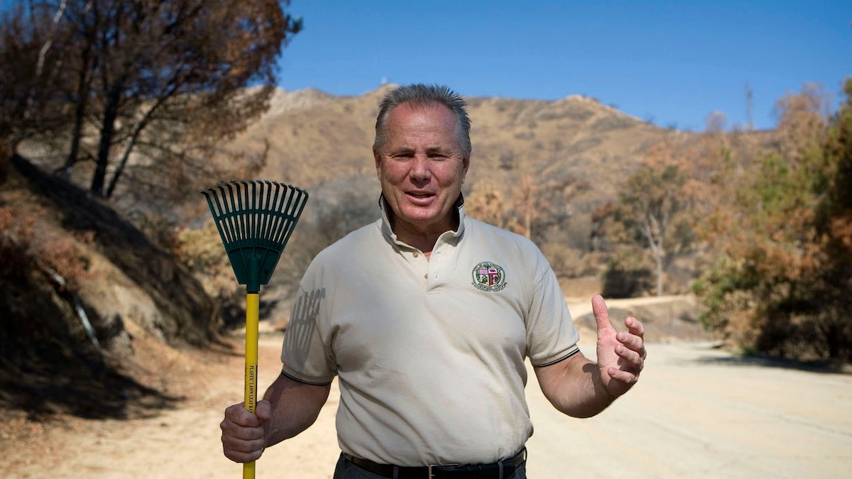 Long-Time Los Angeles City Councilman Tom LaBonge Passes Away - Vimarsana News