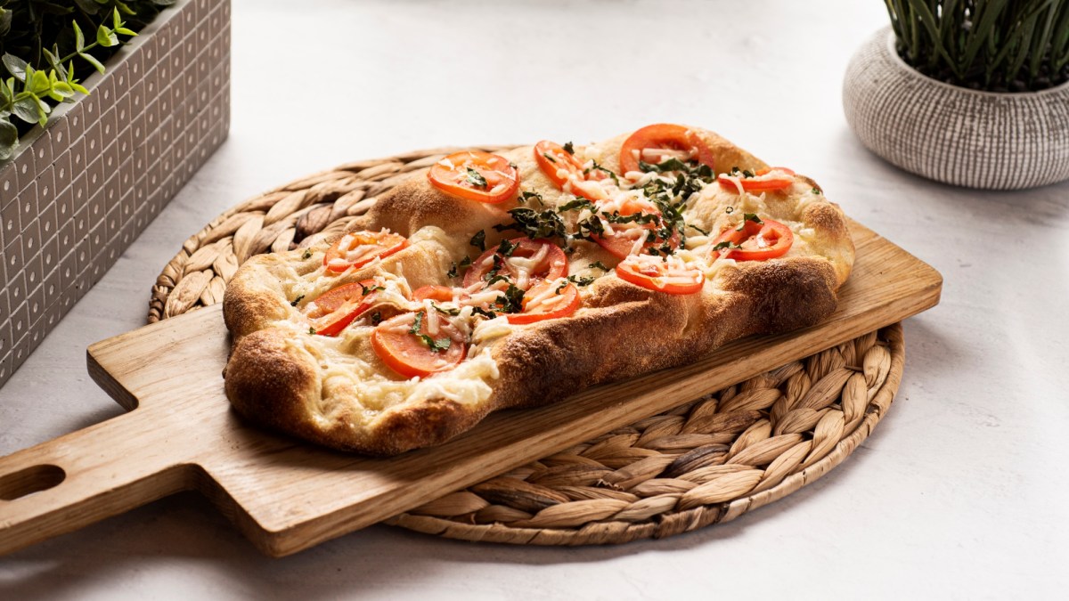 Pizza People, a New Cloud Kitchen Is Perfecting Pinsas