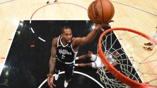 Kawhi Leonard #2 of the LA Clippers dunks the ball during the game against the Sacramento Kings on February 7, 2021 at STAPLES Center in Los Angeles, California.