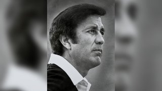 Latino Community Rallies to Get Trailblazing Raiders Coach Tom Flores Into  Hall of Fame – NBC Los Angeles