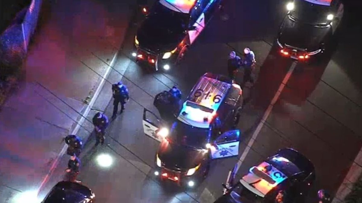 Police Chase Down 2 Speeding Cars in Hawthorne Area – NBC Los Angeles