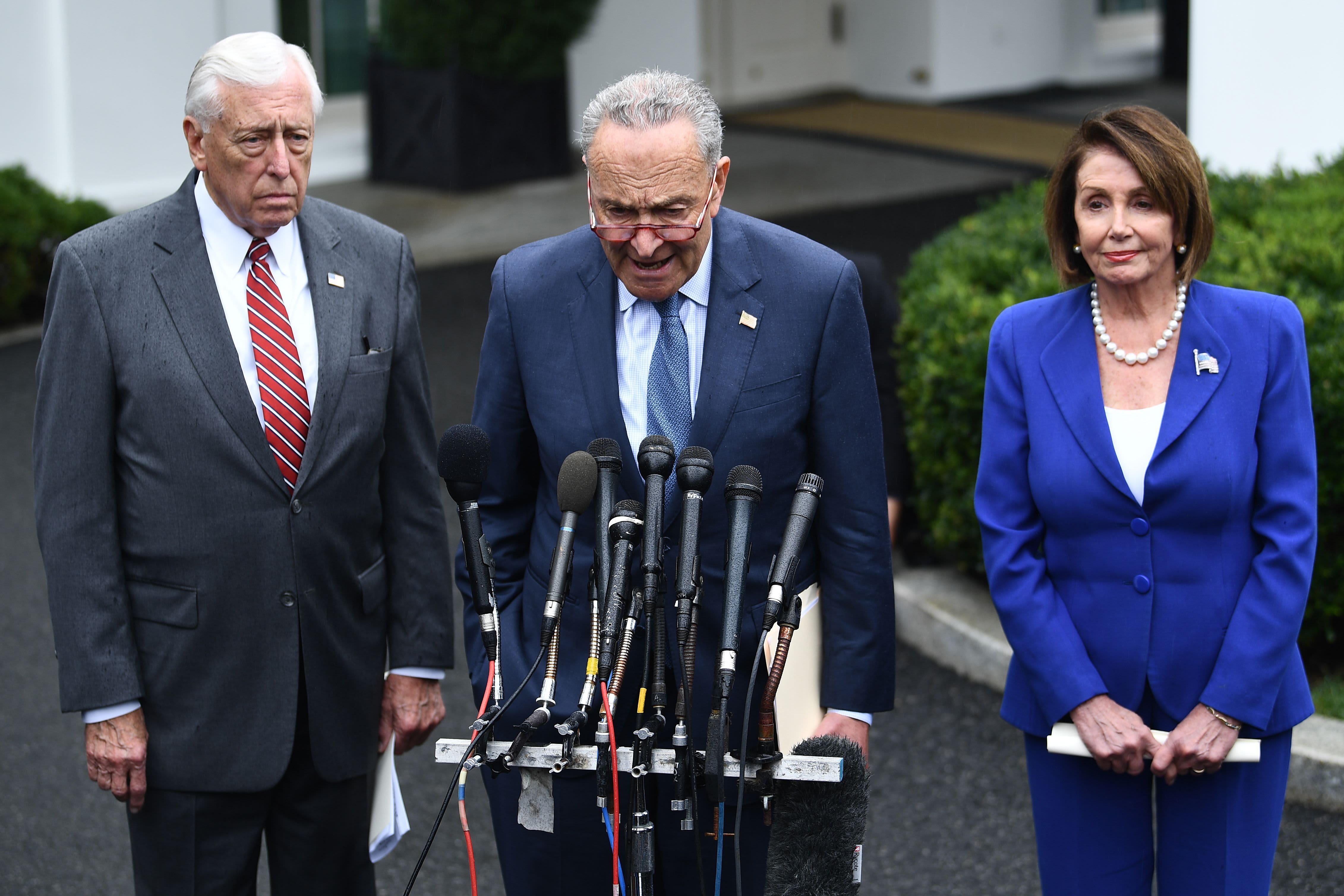 Speaker of the House Nancy Pelosi (R), Senate Minority Leader Chuck Schumer (D-NY) (C) and Representative Steny Hoyer