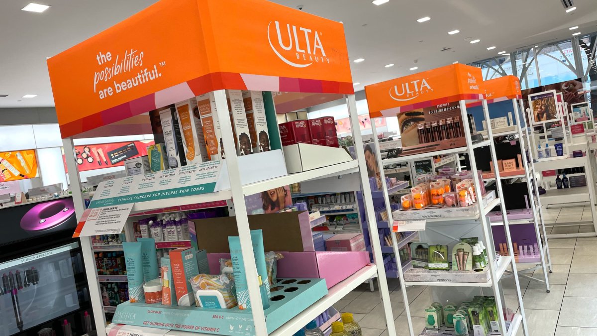 Cramer's Week Ahead: Ulta Has the Best Chance of 'Roaring Higher' During Light Earnings Week – NBC Los Angeles - Vimarsana News