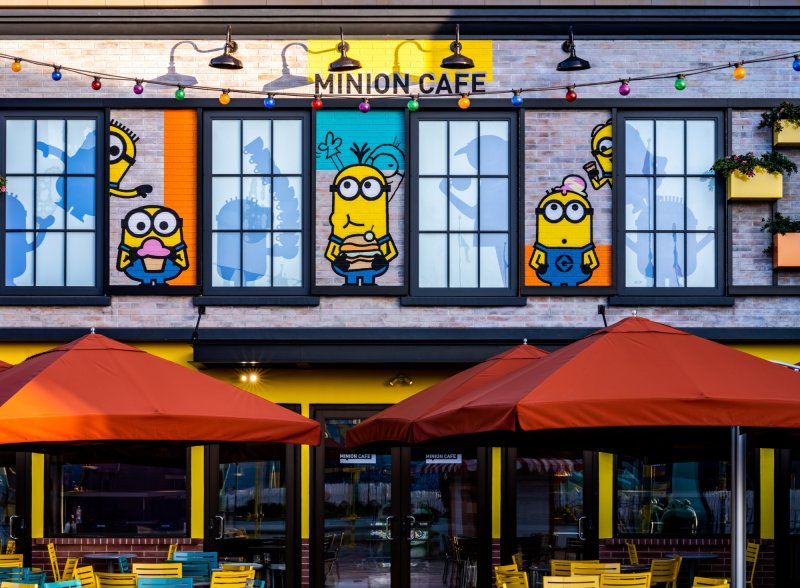 Minion Café Debuts at Universal Studios Hollywood